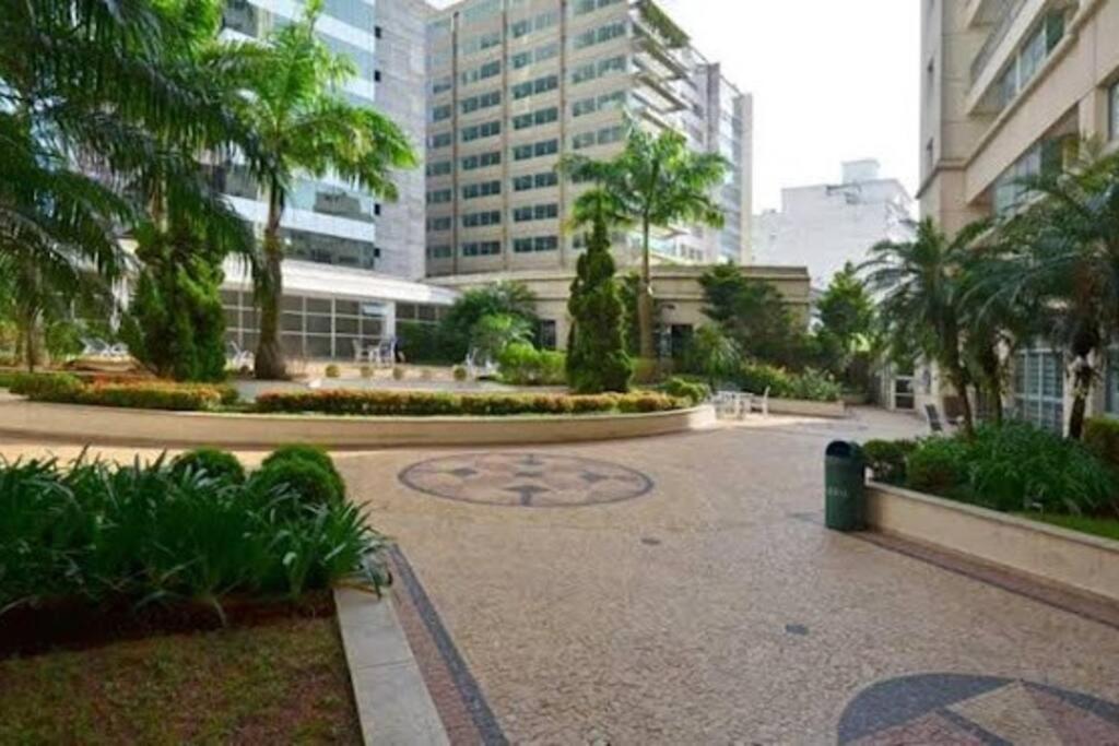 Paulista Apartamento *